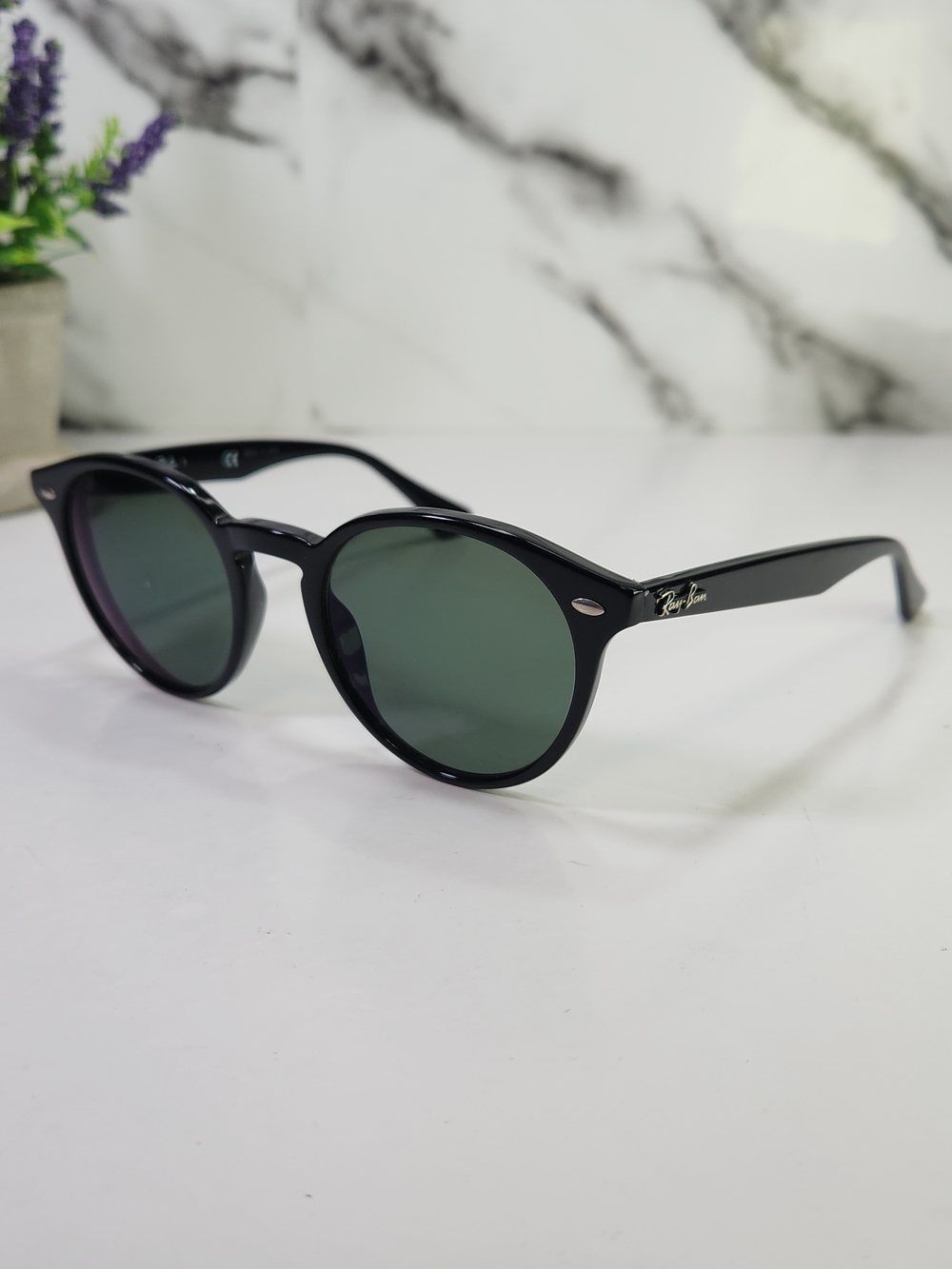 Ray-Ban Eyewear. FRAME ONLY Round Black RB 2180